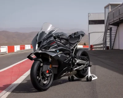 014-638659567090396031-bmw-s-1000-rr